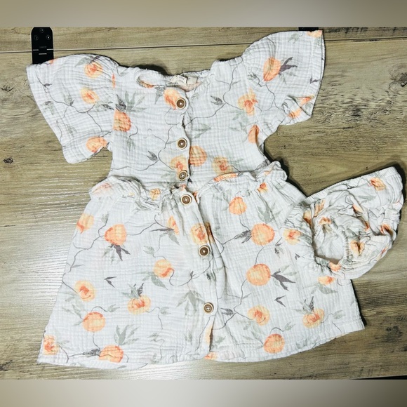 NWOT- Jessica Simpson Baby Peach Baby Dress with Diaper Cover - Size 24 Months - Picture 1 of 4